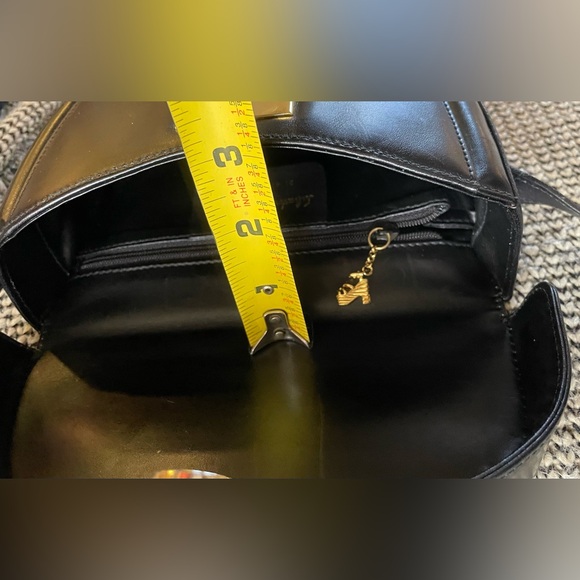 Ferragamo Small Black Shoulder bag - w/ COA - Picture 13 of 15